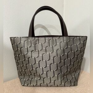Roberta di Camerino Medium Tote Bag with Chain Pattern